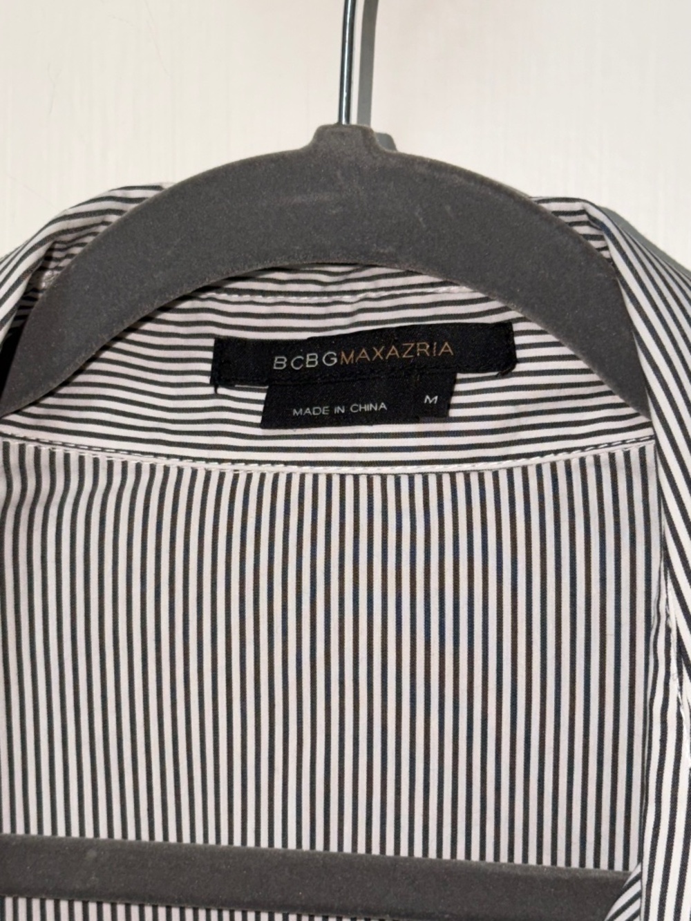 BCBGMAXAZRIA striped button-down shirt in women's size medium - Picture 2 of 3